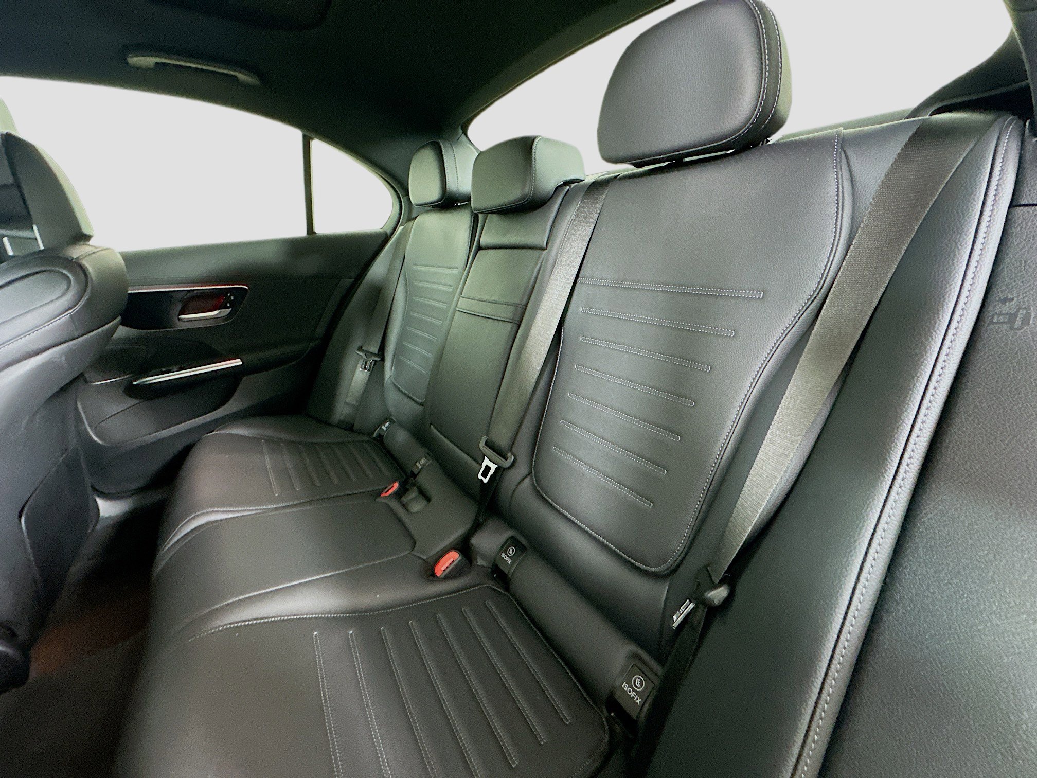 Certified 2025 Mercedes-Benz C 300 4MATIC Sedan image 31