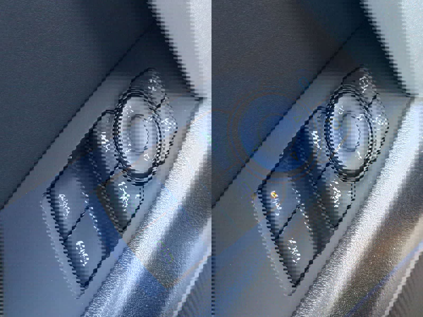 Used 2020 Chevrolet Camaro LT image 29