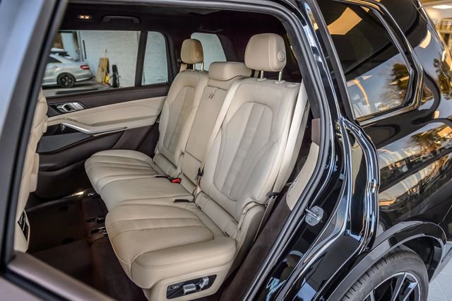 Used 2019 BMW X7 xDrive40i w/ Premium Package image 46