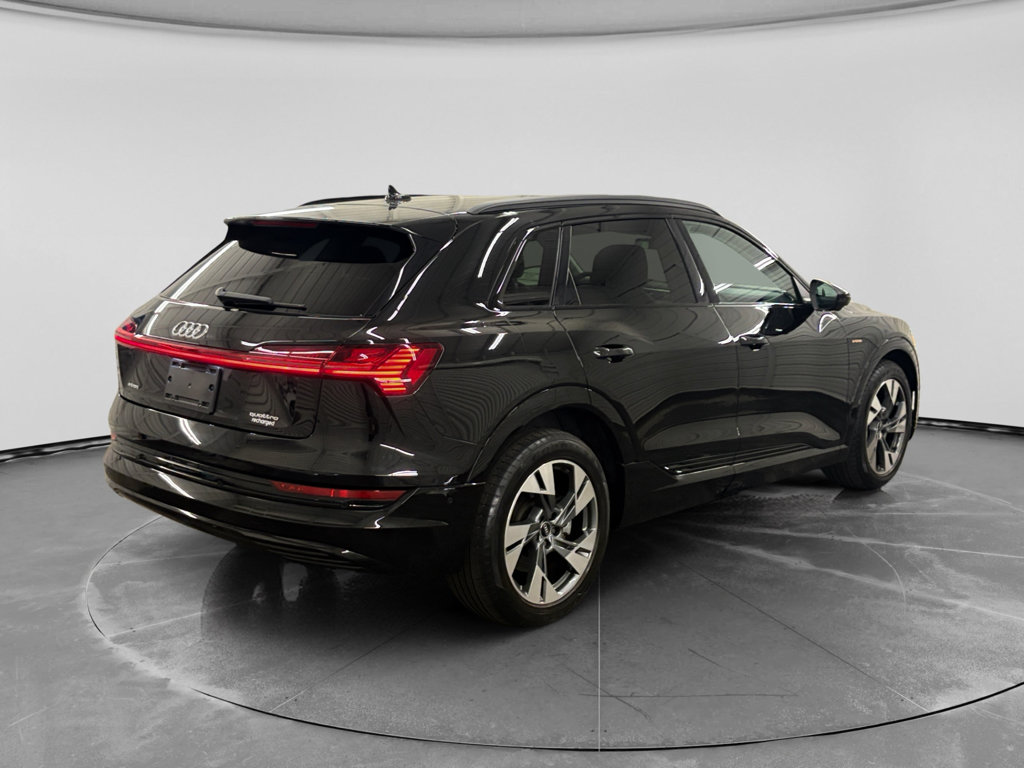 Used 2021 Audi e-tron Premium w/ Convenience Plus Package AWD/4WD image 4