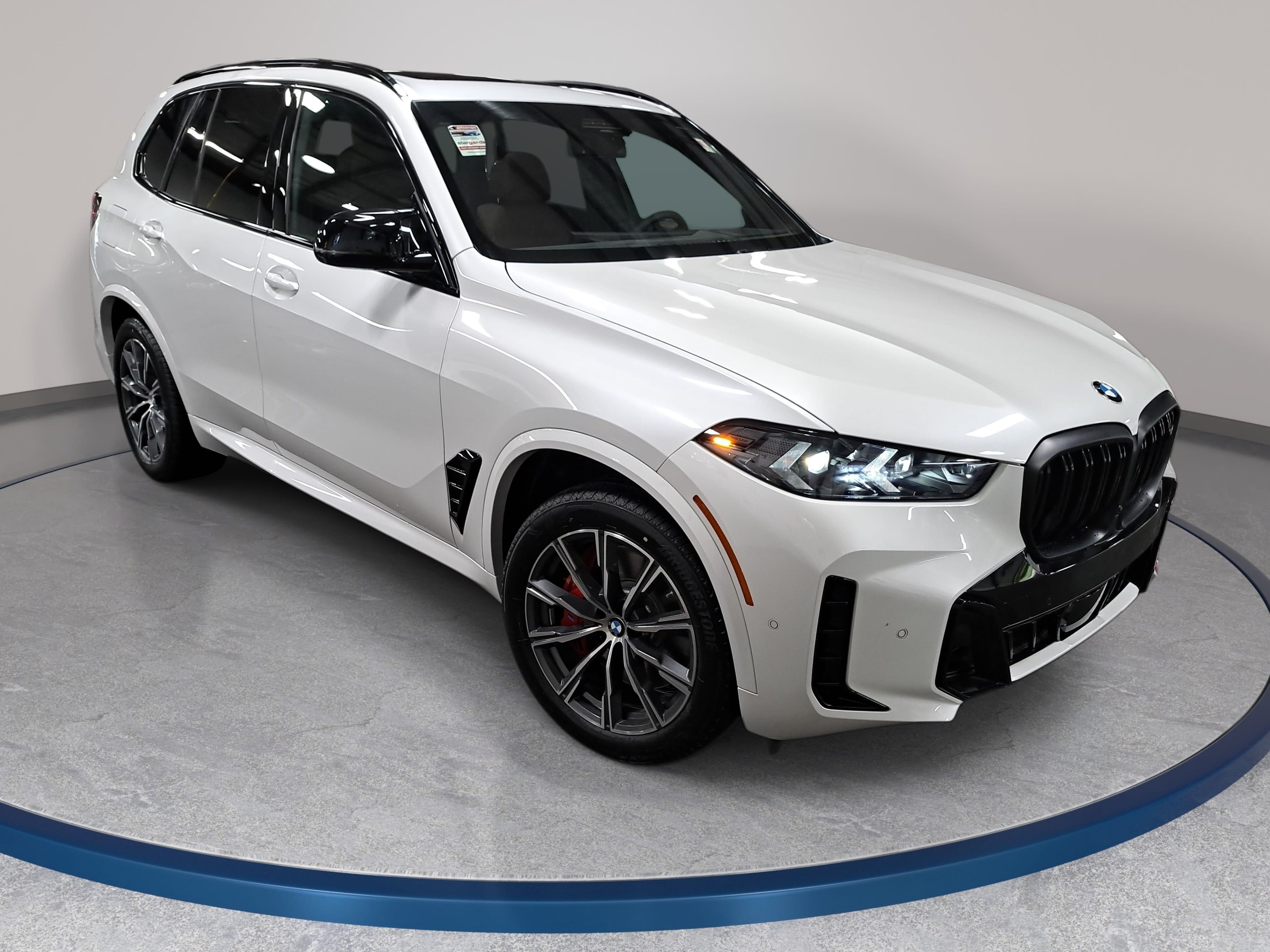 New 2026 BMW X5 M60i AWD/4WD image 3