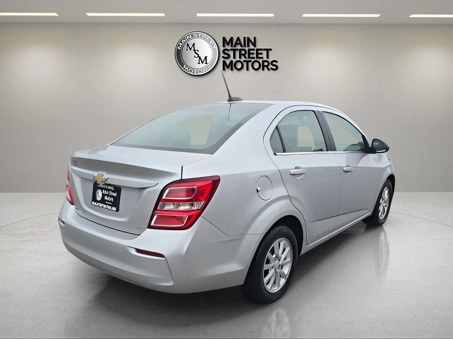 Used 2020 Chevrolet Sonic LT FWD image 5