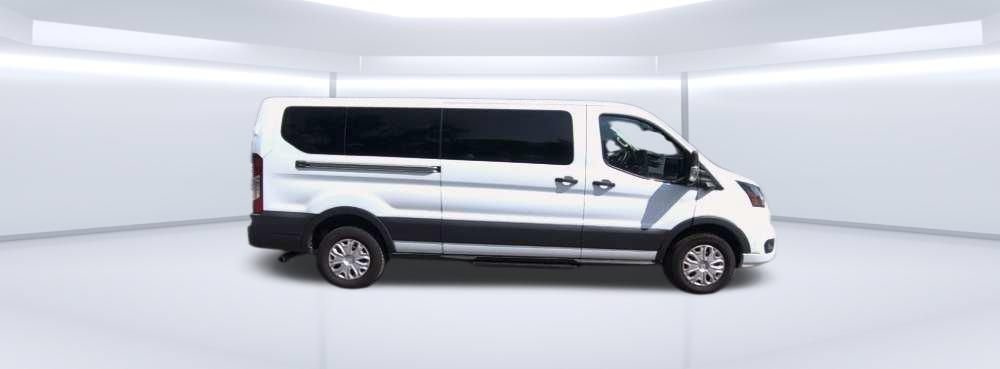 Used 2023 Ford Transit 350 XLT RWD image 35