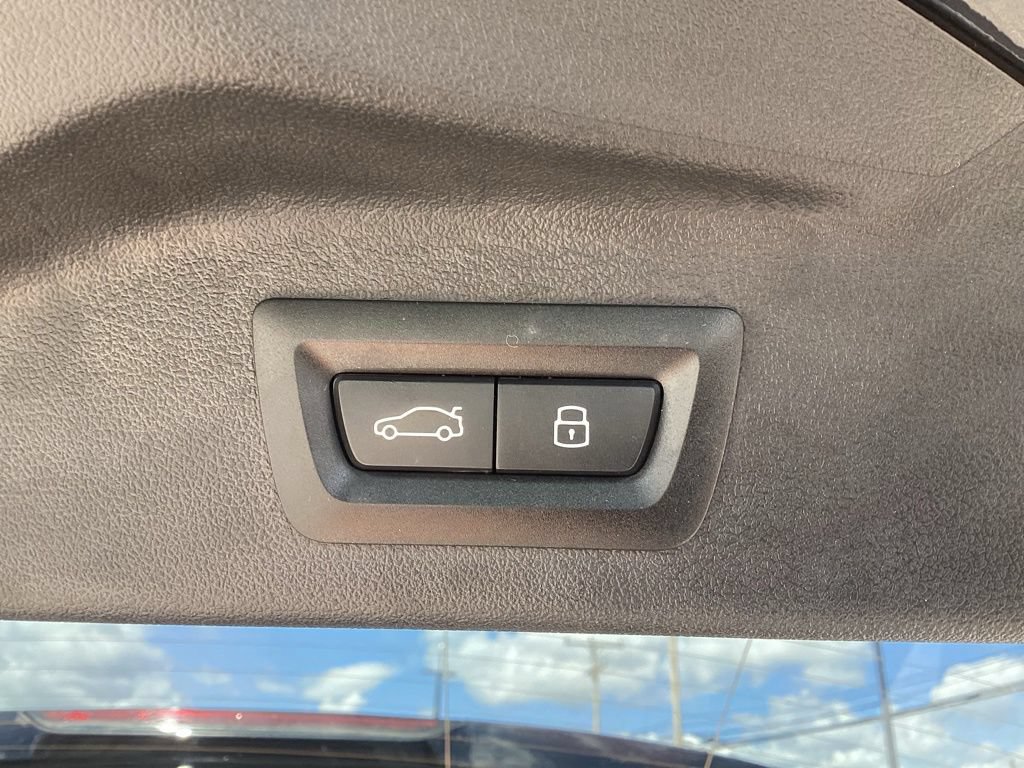 Used 2026 BMW X7 xDrive40i AWD/4WD image 12