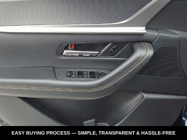 Certified 2024 MAZDA CX-90 Plug-In Hybrid w/ Preferred AWD/4WD image 15