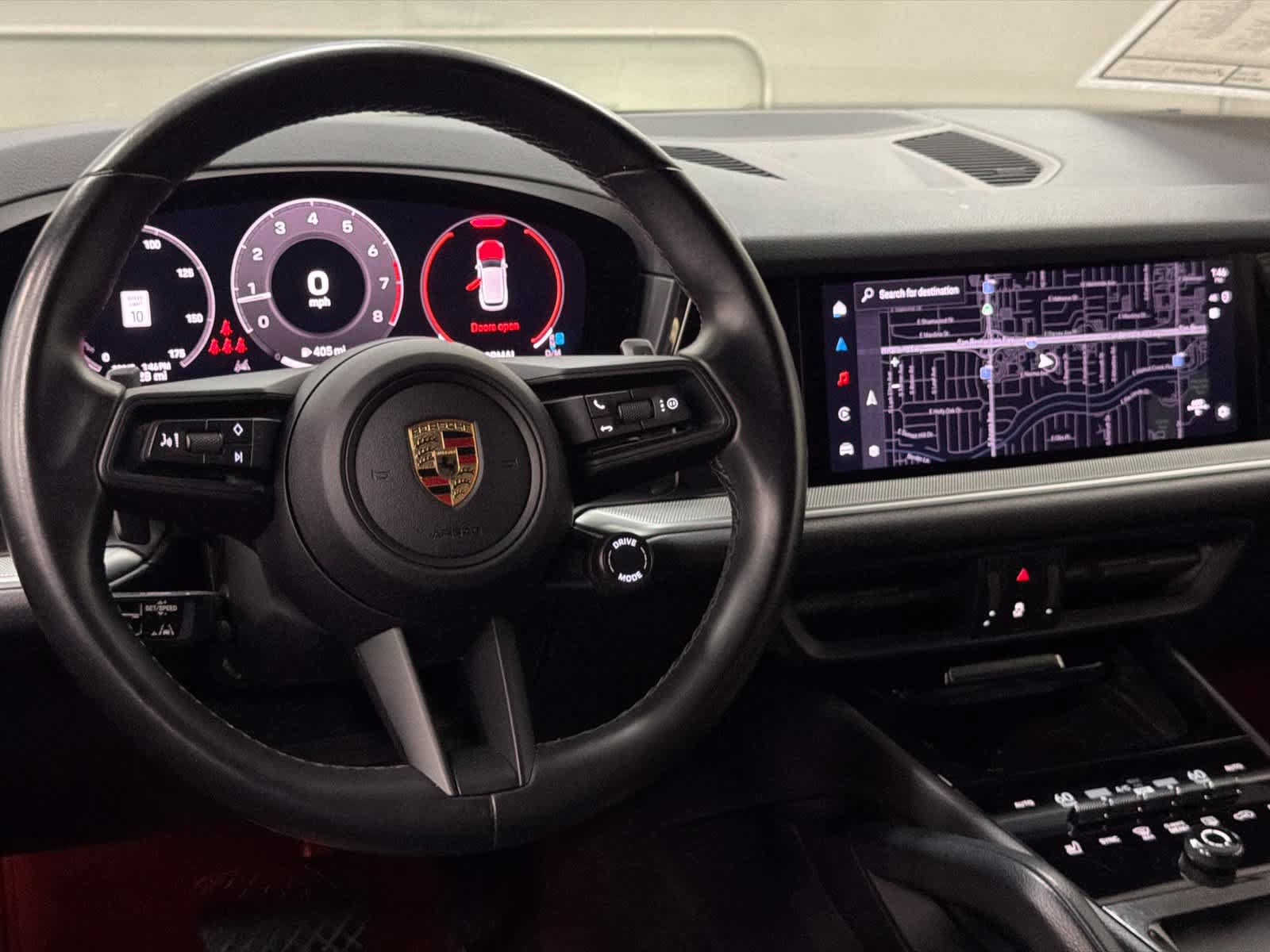 Used 2024 Porsche Cayenne AWD/4WD image 37
