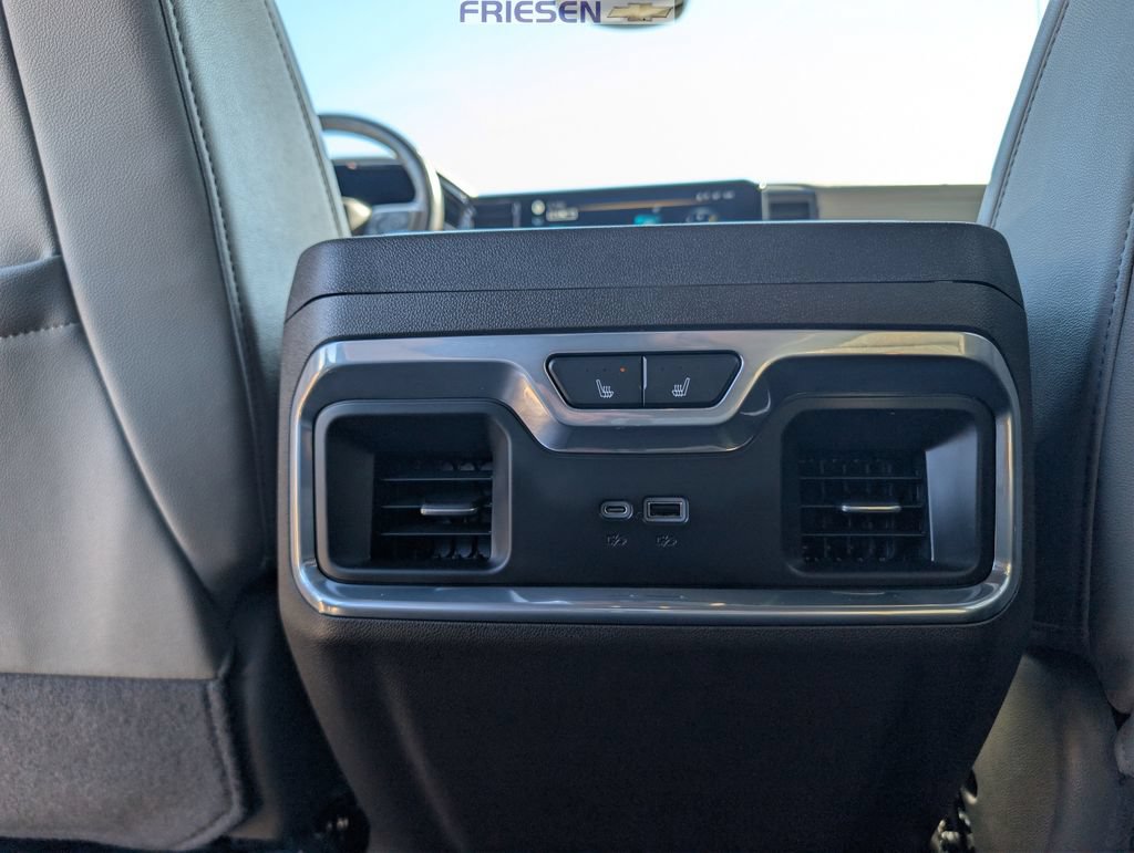 Used 2022 Chevrolet Silverado 1500 LTZ w/ Technology Package AWD/4WD image 24