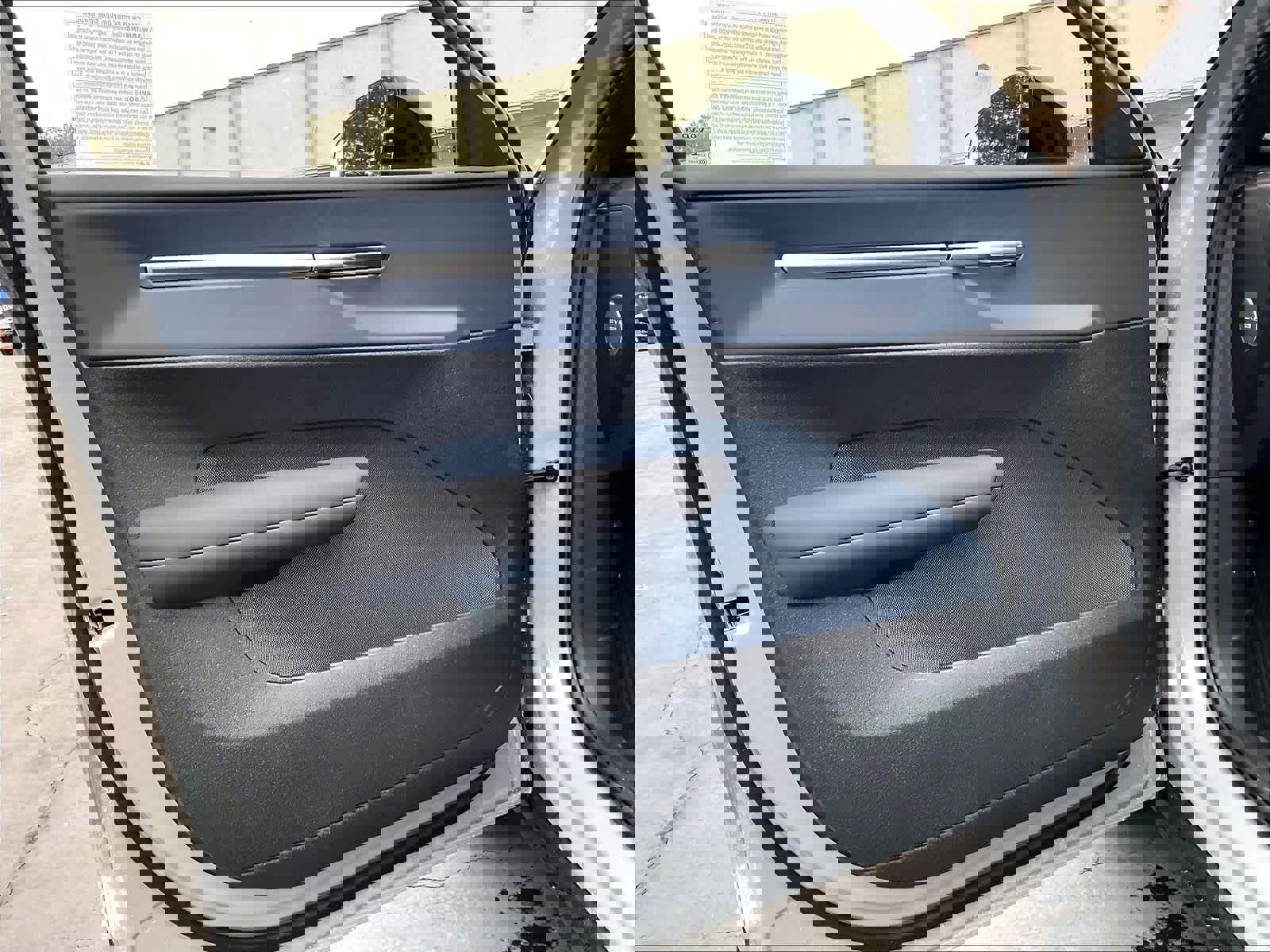 New 2026 Volvo EX30 Plus w/ Protection Package Premier image 24