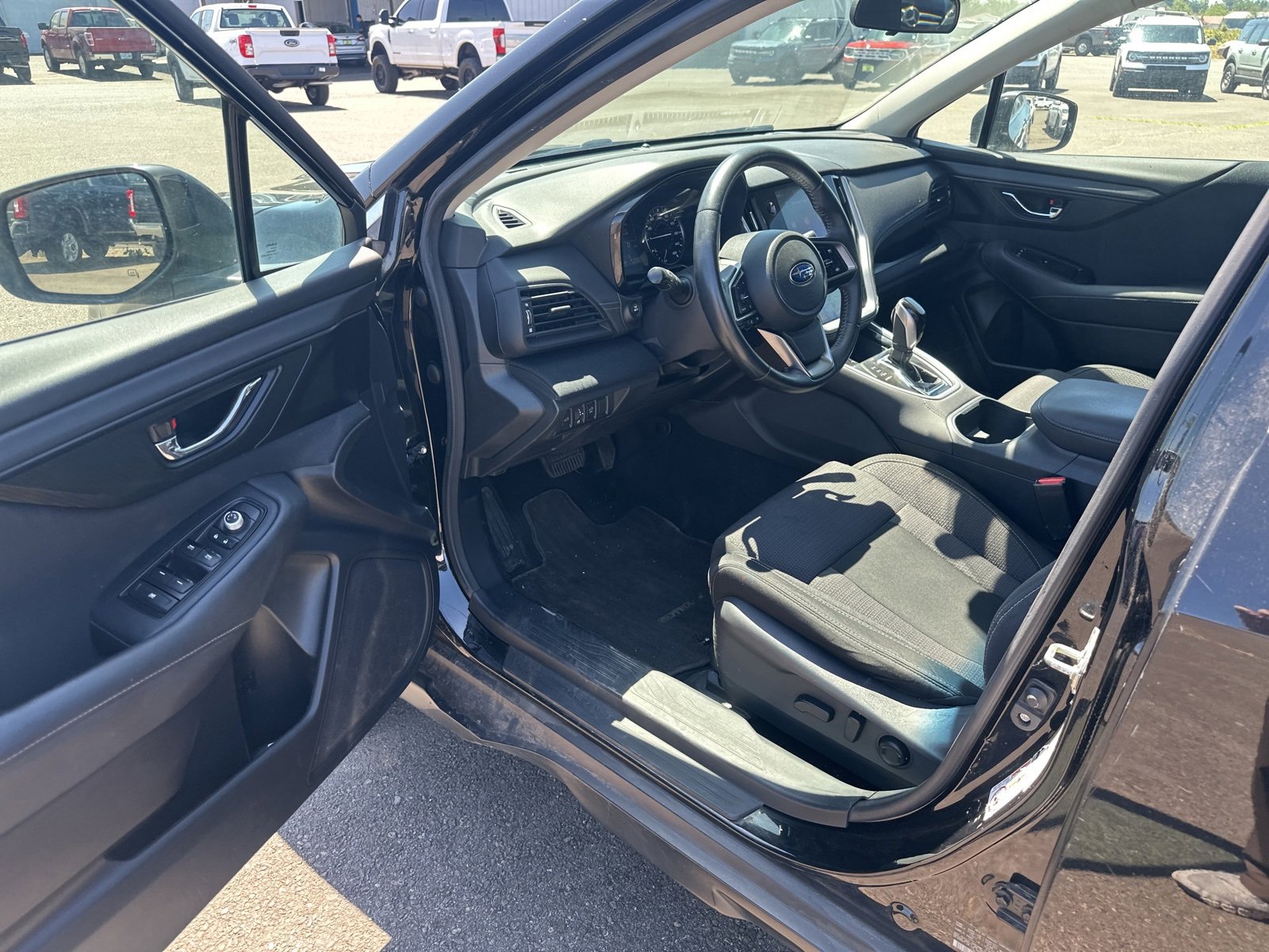 Used 2020 Subaru Outback Premium image 10