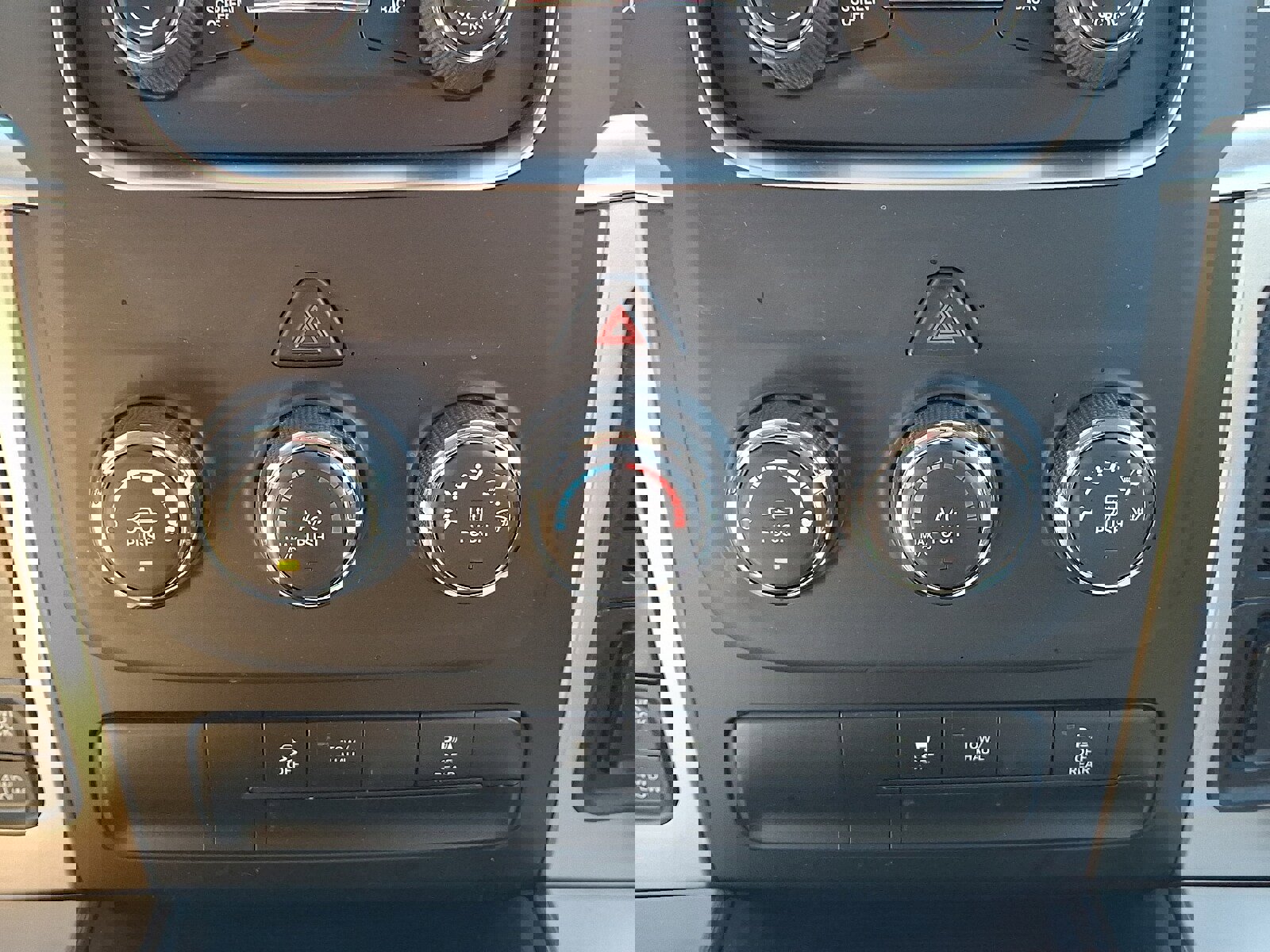 Used 2020 RAM 1500 Classic Warlock image 15