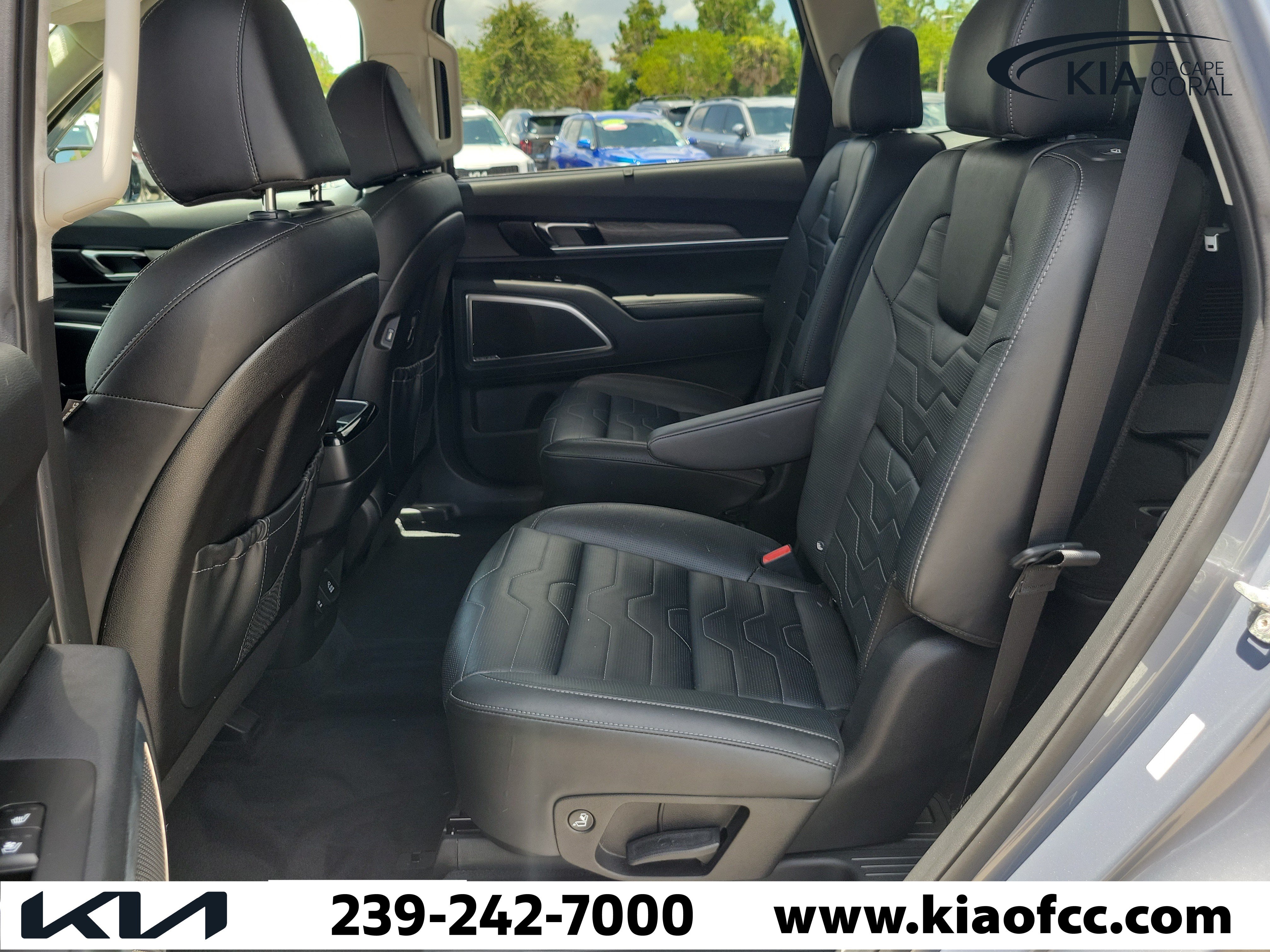 Certified 2022 Kia Telluride SX w/ SX Prestige Package AWD/4WD image 13