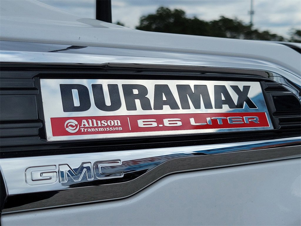 Used 2022 GMC Sierra 3500 Denali w/ Denali Ultimate Package image 6