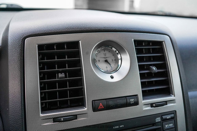Used 2006 Chrysler 300 SRT8 w/ SRT Option Group II image 25