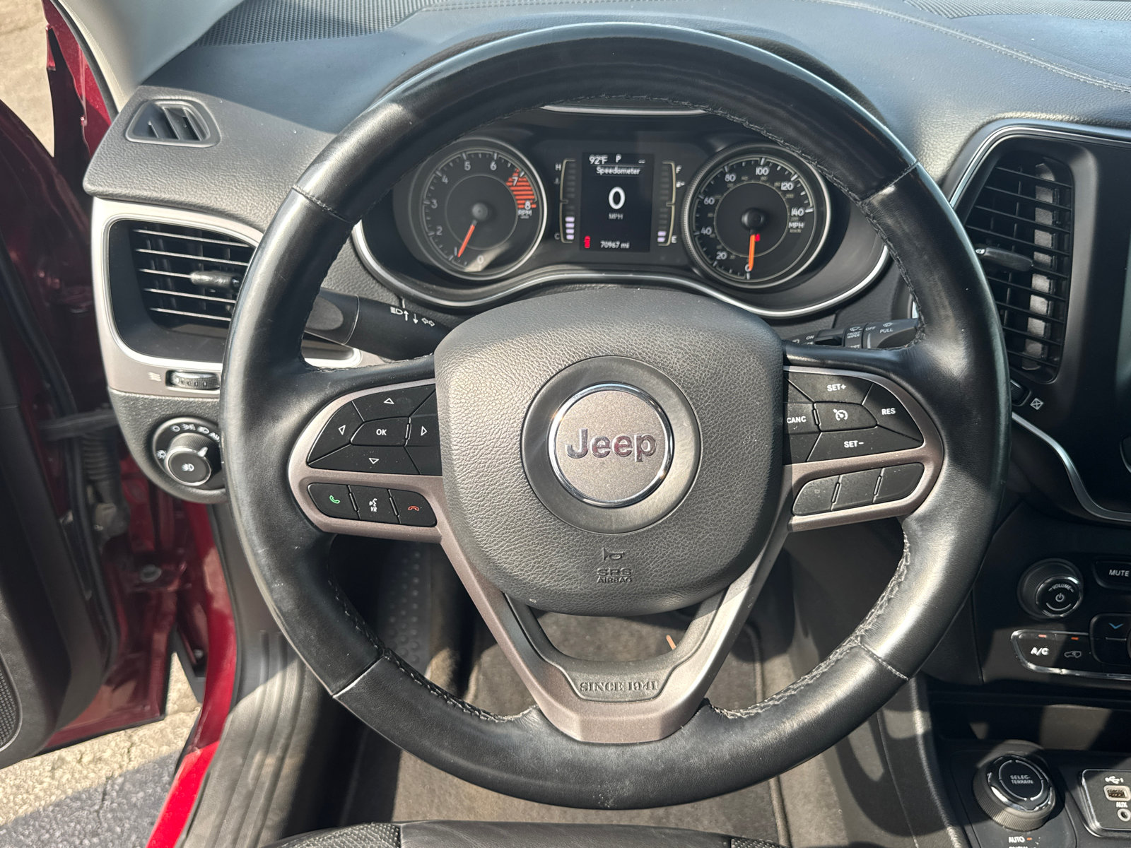 Used 2021 Jeep Cherokee Latitude Lux AWD/4WD image 14