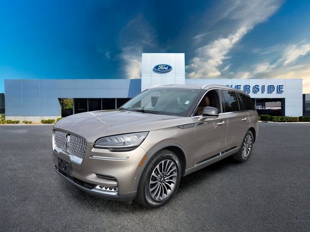 Used 2021 Lincoln Aviator Reserve w/ Equipment Group 201A RWD image 3