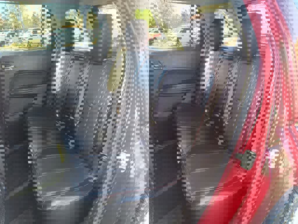 Used 2017 GMC Terrain SLT image 22