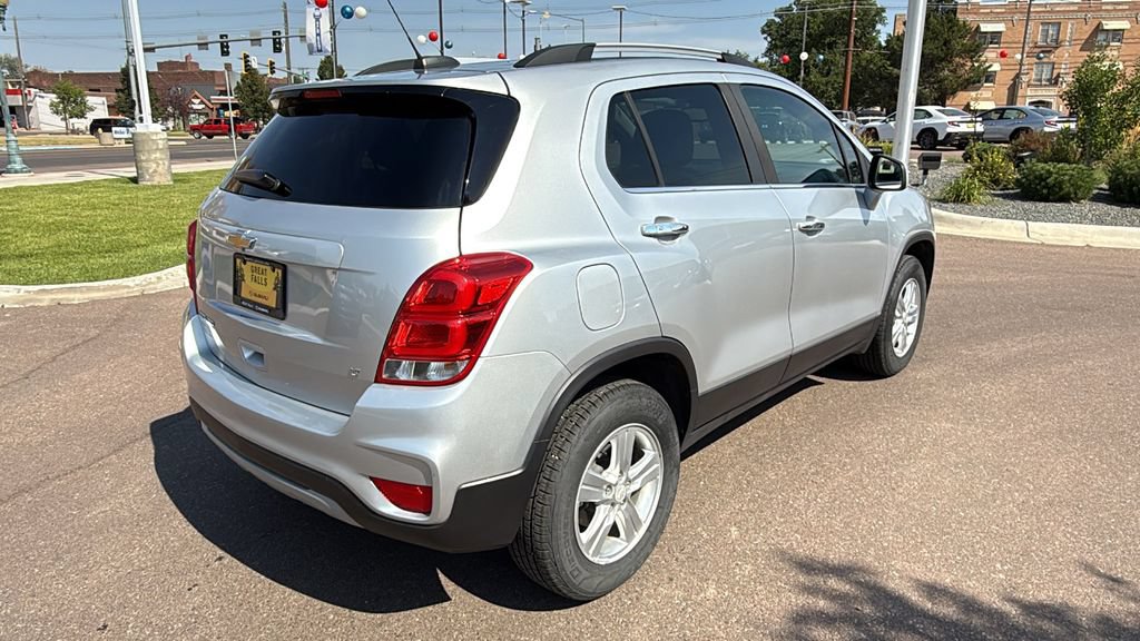 Used 2018 Chevrolet Trax LT w/ LT Convenience Package AWD/4WD image 5