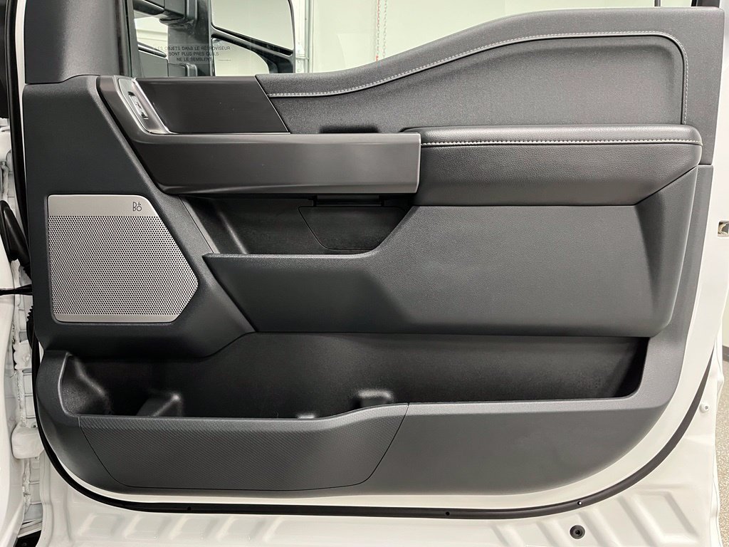 Used 2025 Ford F150 Lariat AWD/4WD image 56