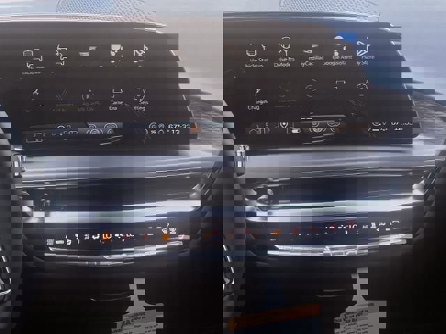 New 2026 Cadillac Lyriq Luxury image 15