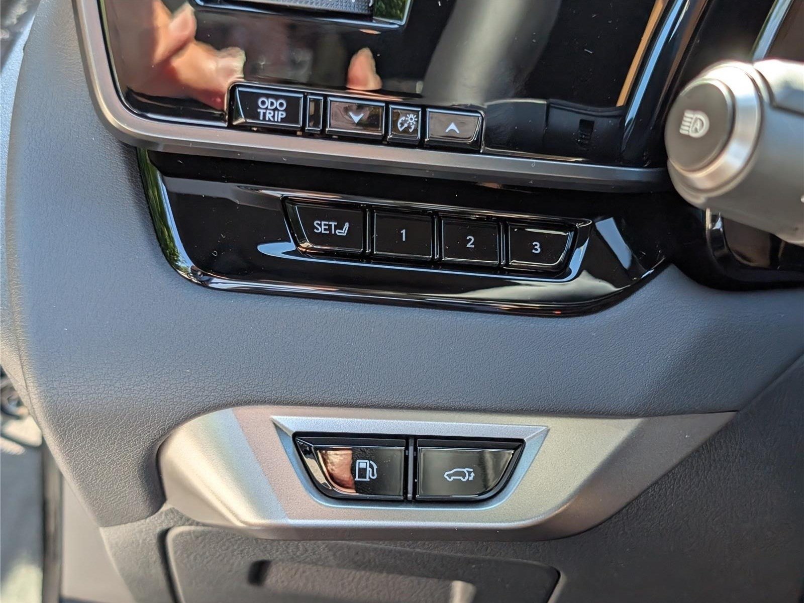 New 2026 Lexus RX 450h AWD w/ Convenience Package image 17