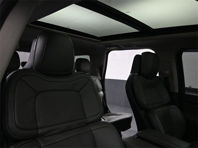 Used 2022 Lincoln Navigator Black Label image 30