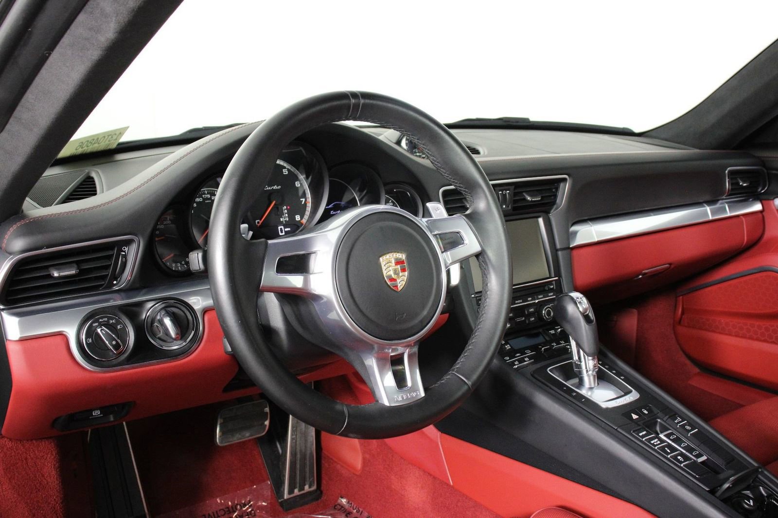 Certified 2015 Porsche 911 Turbo AWD/4WD image 4
