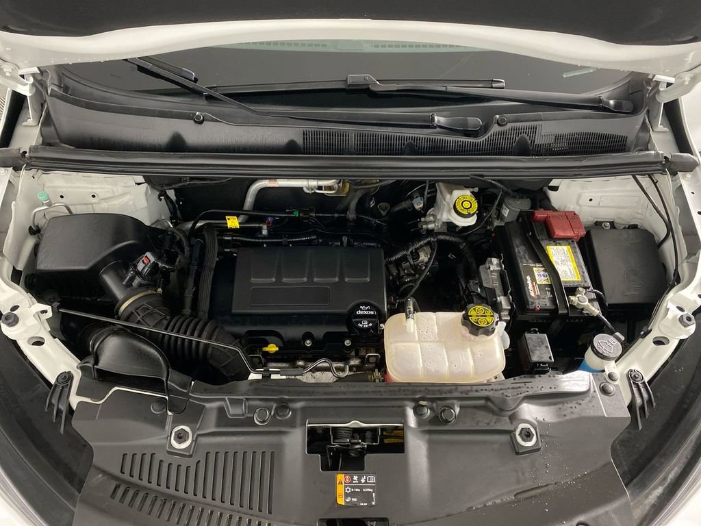Used 2020 Buick Encore Preferred FWD image 23