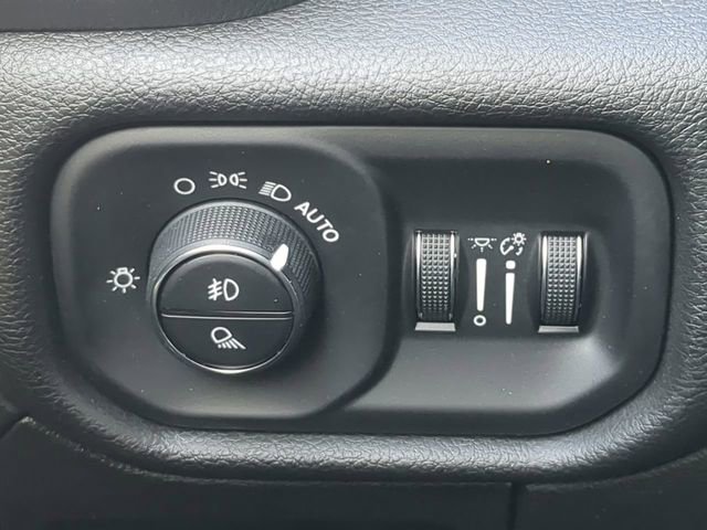 Certified 2023 RAM 1500 Laramie image 29