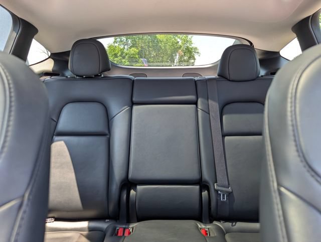 Used 2023 Tesla Model Y Long Range AWD/4WD image 18