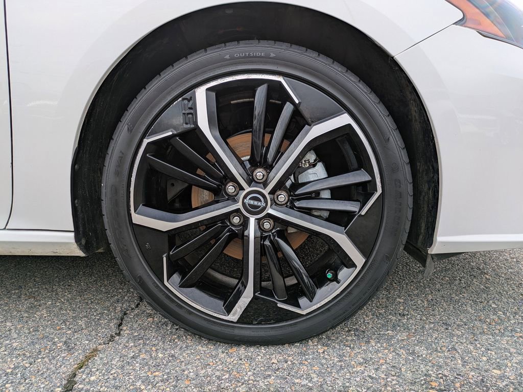 Certified 2023 Nissan Altima 2.5 SR image 12
