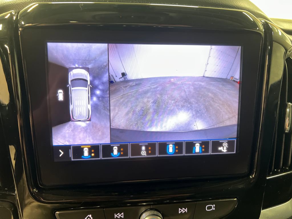 Certified 2020 Chevrolet Traverse Premier w/ LPO, Floor Liner Package AWD/4WD image 26