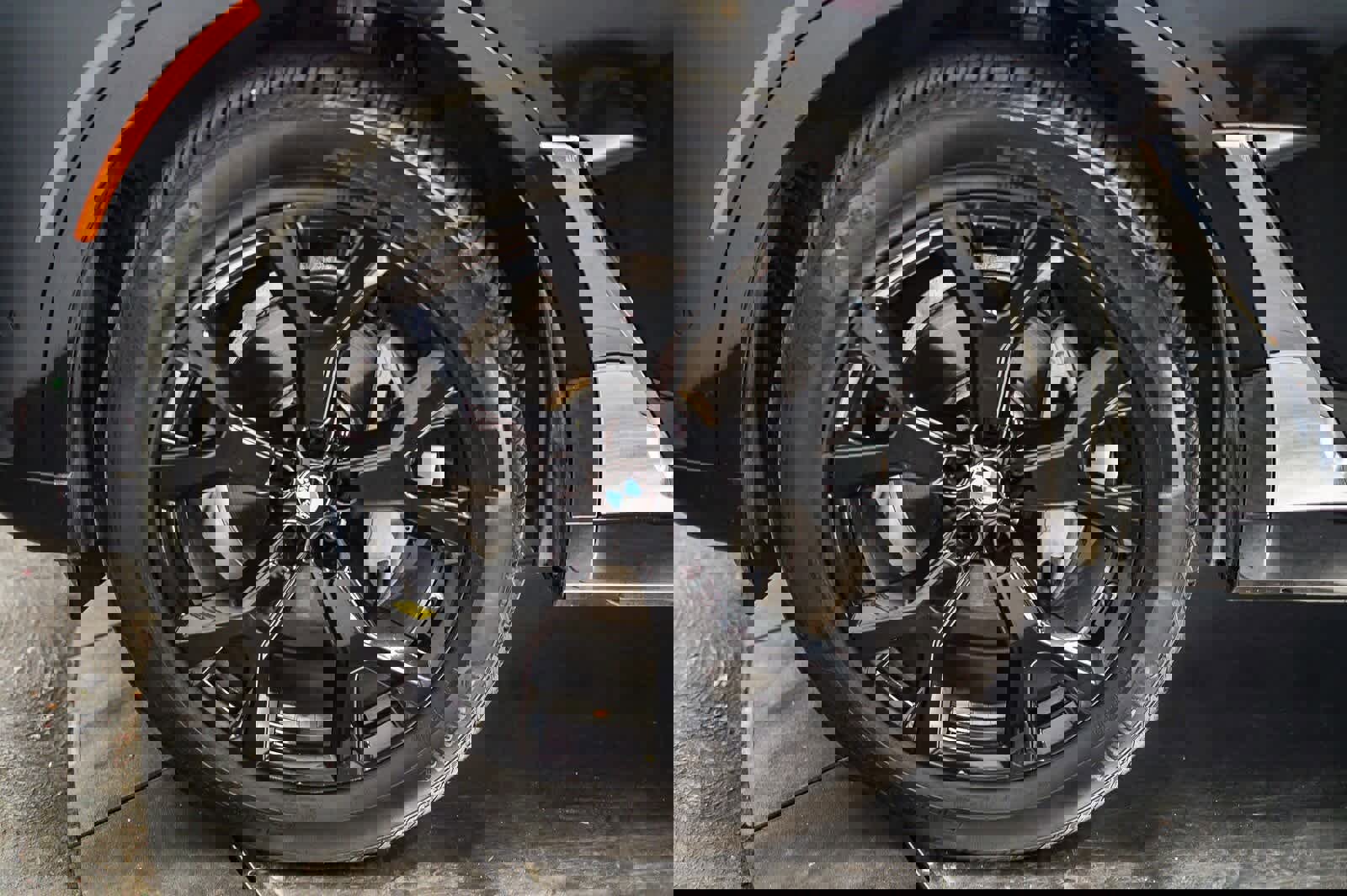 Used 2020 BMW X7 xDrive40i w/ Parking Assistance Package image 11