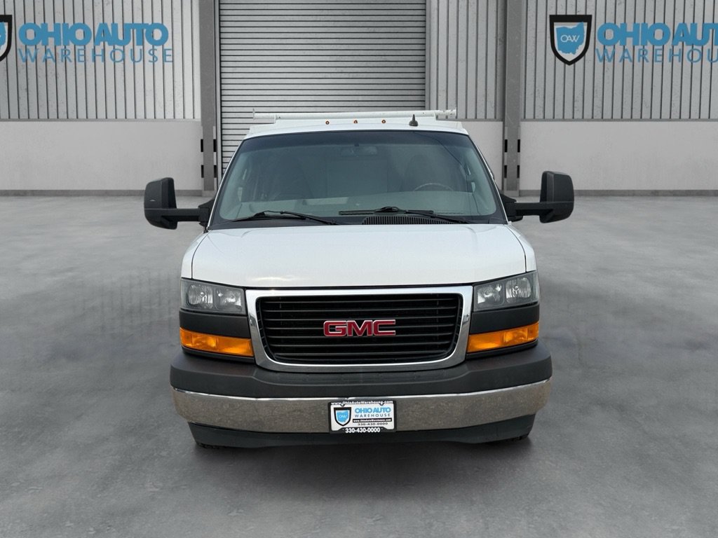 Used 2019 GMC Savana 3500 w/ Power Convenience Package RWD image 2