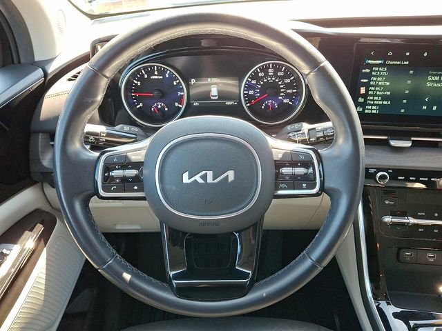 Certified 2024 Kia Carnival EX image 21