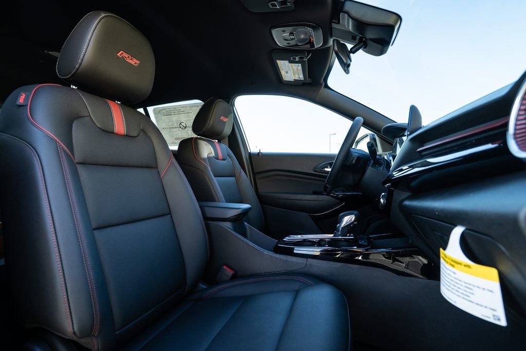 New 2025 Chevrolet Trax RS w/ Driver Confidence Package image 14