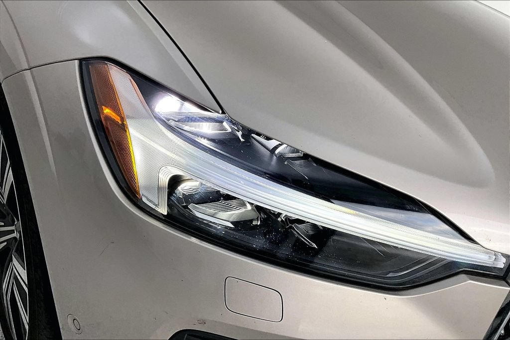 Certified 2023 Volvo XC60 B5 Plus w/ Protection Package Premier FWD image 30