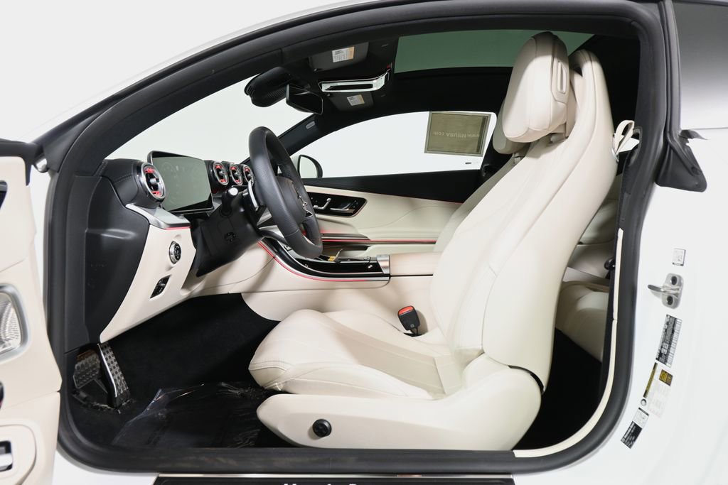 Certified 2026 Mercedes-Benz CLE 300 4MATIC Coupe image 3