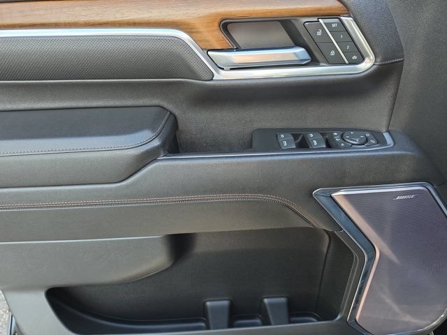 Used 2024 Chevrolet Silverado 2500 High Country w/ High Country Premium Package AWD/4WD image 17