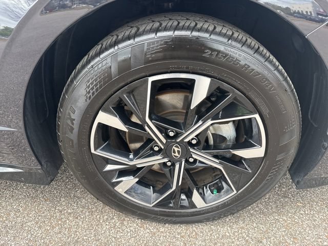 Used 2025 Hyundai Sonata SEL image 13