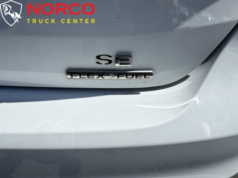 Used 2015 Ford Focus SE FWD image 9