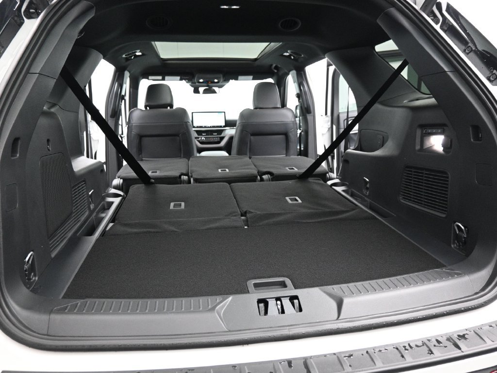 New 2026 Ford Explorer ST w/ Sun And Sound Package AWD/4WD image 23