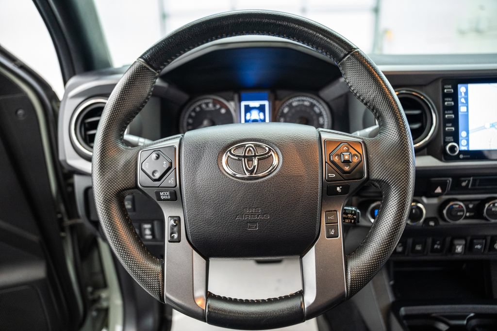 Used 2023 Toyota Tacoma TRD Sport w/ TRD Premium Sport Package AWD/4WD image 30