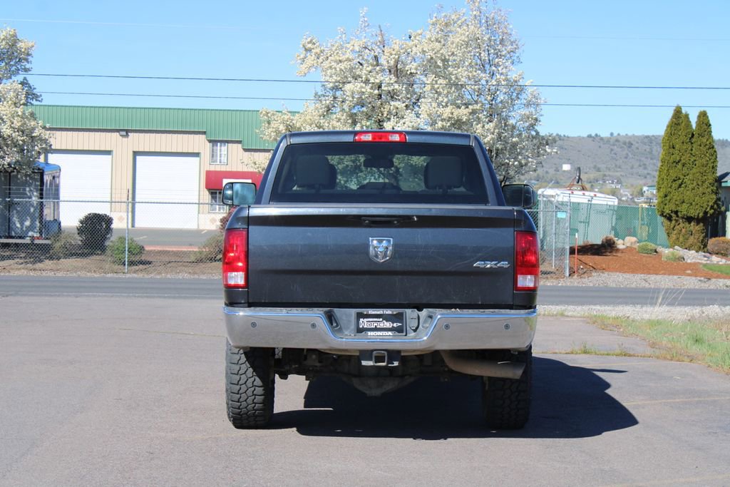 Used 2018 RAM 2500 Tradesman w/ Chrome Appearance Group image 4