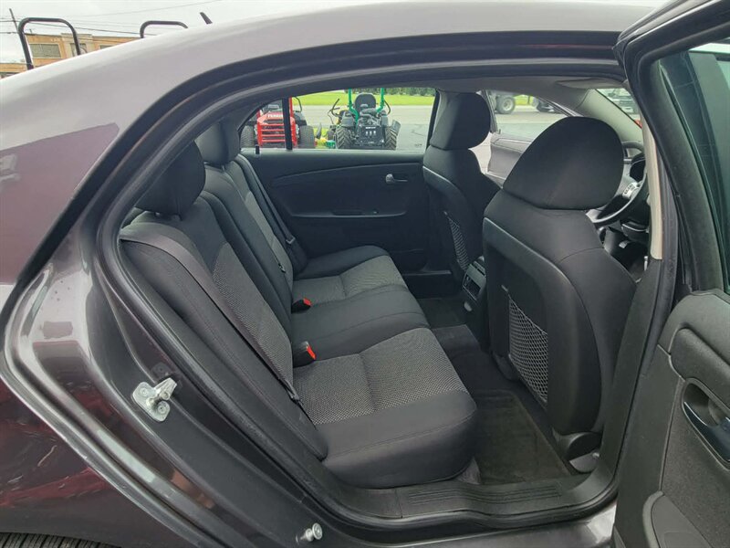 Used 2010 Chevrolet Malibu LT w/ Power Convenience Package FWD image 10