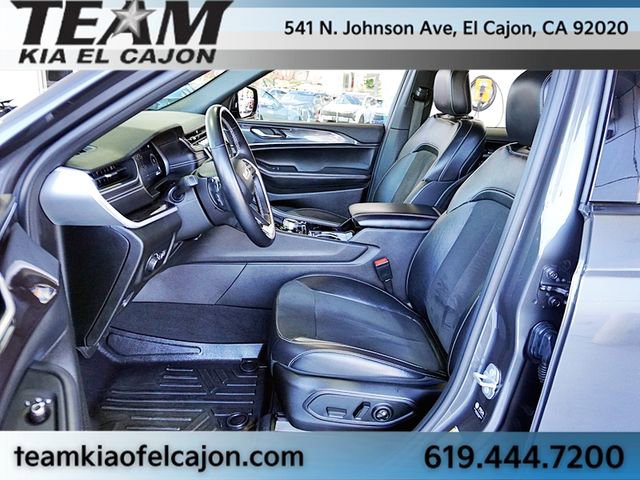 Used 2022 Jeep Grand Cherokee L Laredo image 15