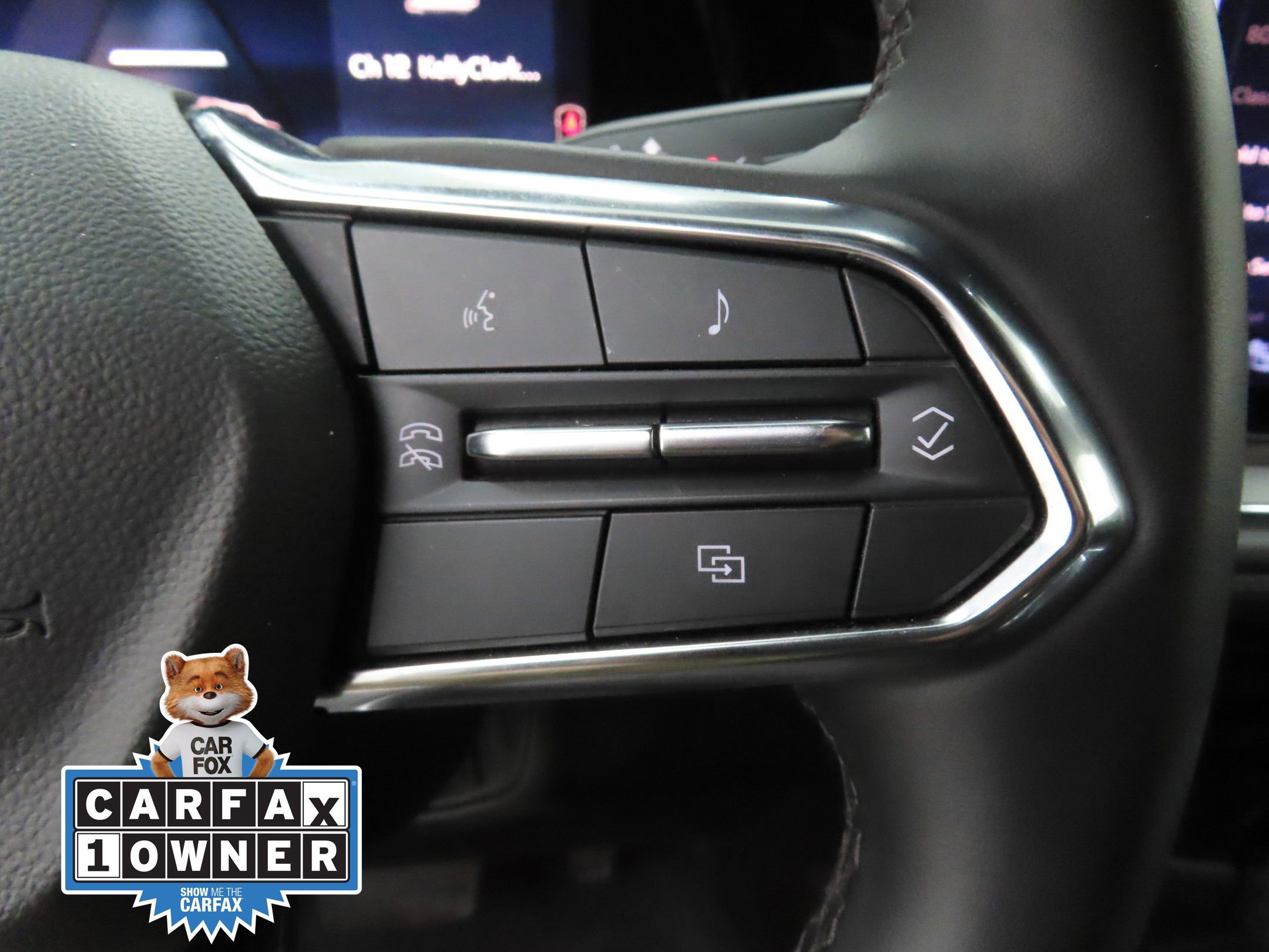 Used 2025 Chevrolet Suburban Z71 AWD/4WD image 12