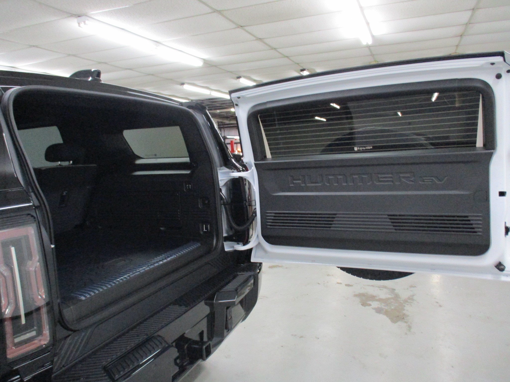 New 2026 GMC Hummer EV SUV AWD/4WD image 12