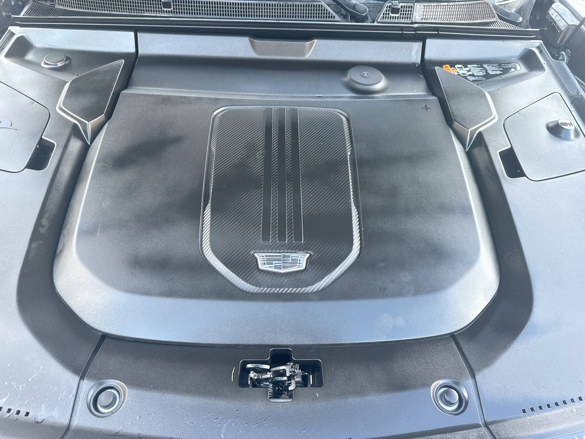 Used 2024 Cadillac Lyriq Sport RWD image 36