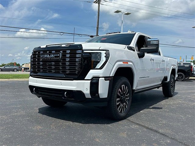 New 2025 GMC Sierra 2500 Denali Ultimate image 4