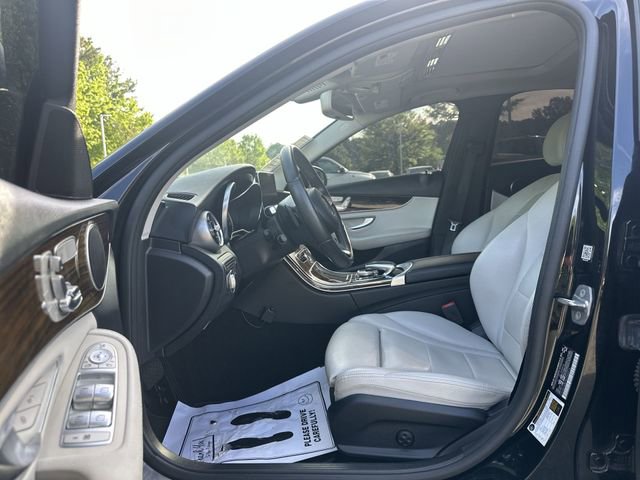 Used 2018 Mercedes-Benz C 300 Sedan w/ Multimedia Package image 12